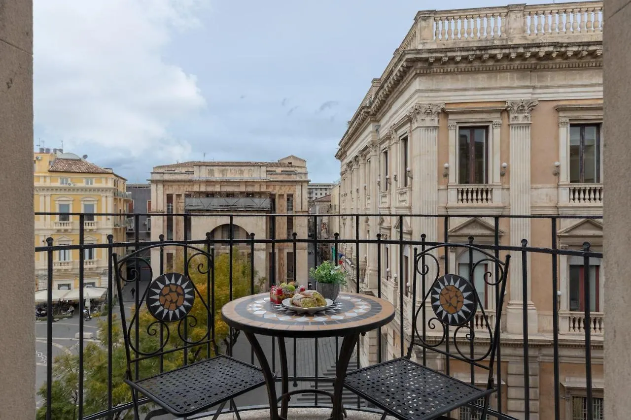 Frühstückspension Bed and Breakfast Il Sovrano CTA Italien