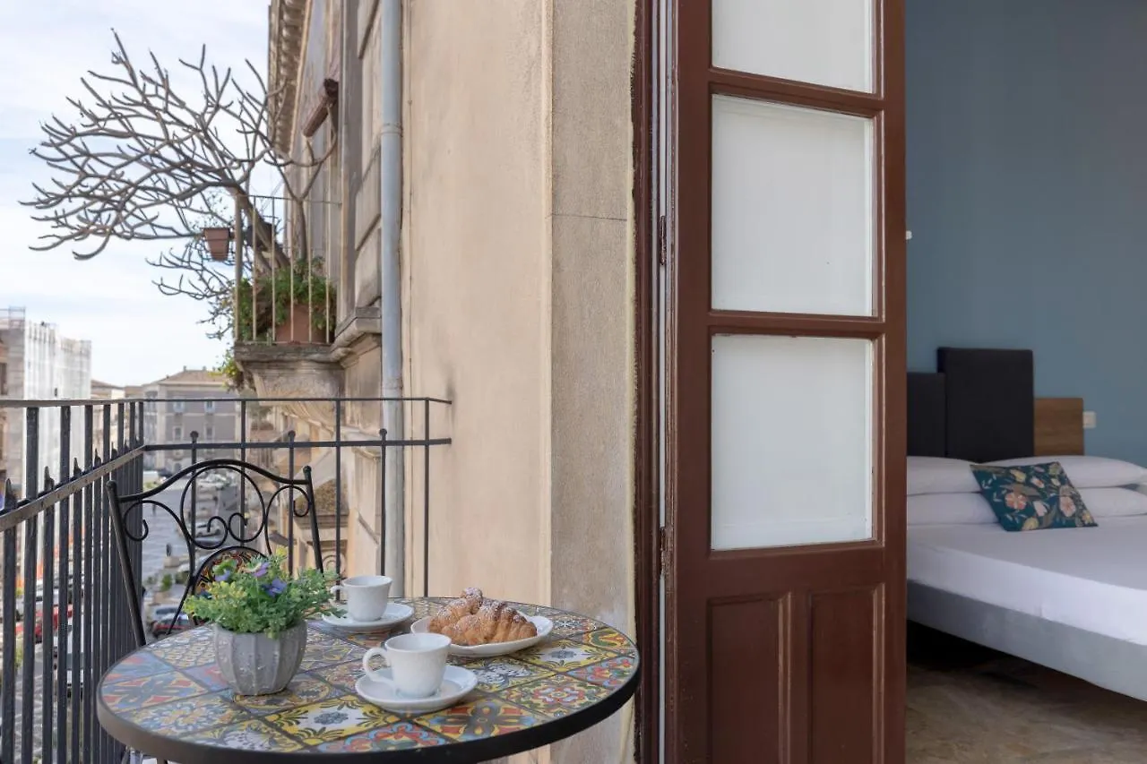 Bed and Breakfast Il Sovrano CTA Frühstückspension